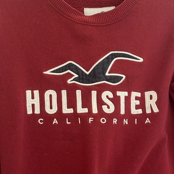 Holisster Sweater - Picture 3 of 3